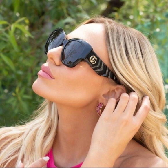 Gucci Black Cat Eye Sunglasses - Picture 1 of 13
